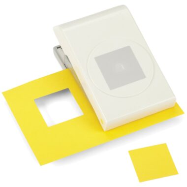 Scalloped Square 1"