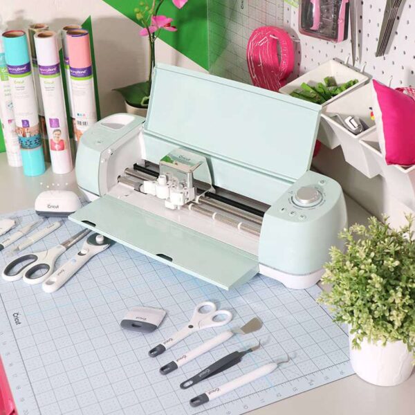 Advance Cricut Class (April 19th 11AM – 2PM)